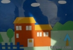 幼儿园手工折纸贴画：美丽的房子